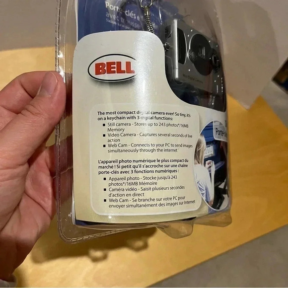 BELL EMERGENCY DIGITAL CAMERA KEYCHAIN  WITH COLLISION KIT | BRAND NEW SEALED - Picture 4 of 10